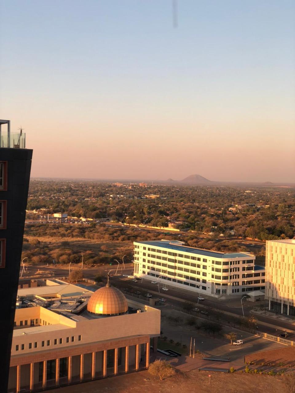 Urban Awe Apartment- Itowers 18Th Floor Gaborone Exteriör bild